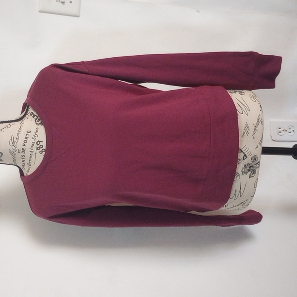 Nike Dri-Fit Top Burgandy CrissCross Back Long Sleeve Top Boxy Fit Size Small
